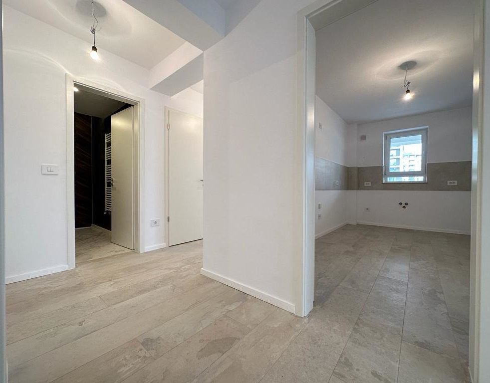 Vindem apartament 3 camere faza 5 Coresi Avantgarden - Poză 3