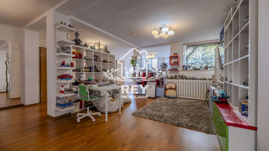 De Vânzare Vila Superba la liziera parcului Sub Arini - Poză 6