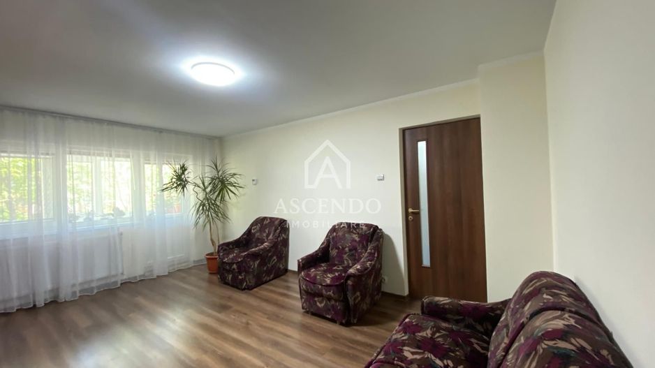 Apartament 4 camere | Etaj 1 | Bulevard principal | Alexandria - Poză 8