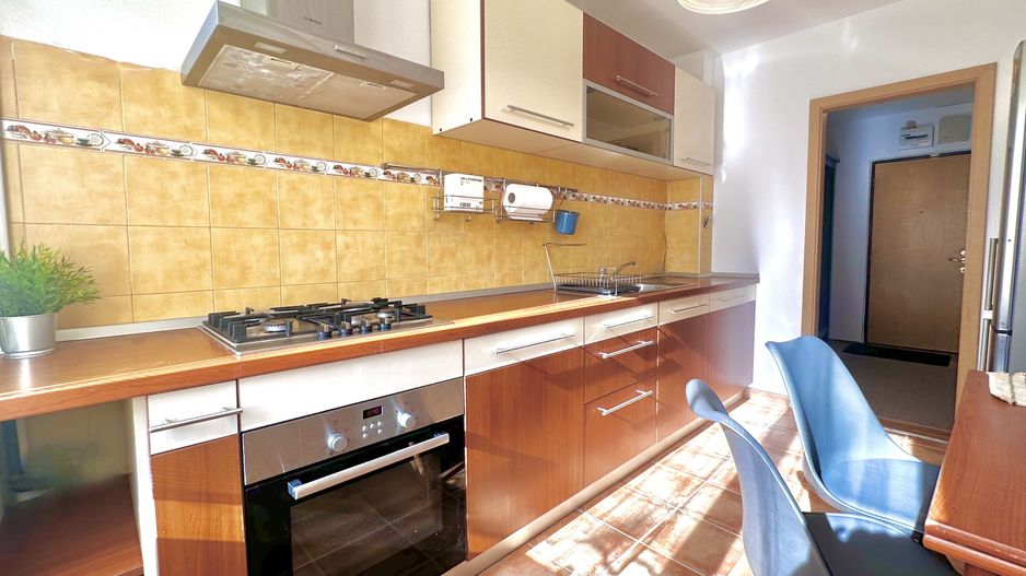 De închiriat apartament cu 4 camere în zona Take Ionescu - Poză 9