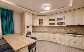 Vila / Casa de lux de vanzare  1000mp teren Str. Primaverii Constanta - Poză 15