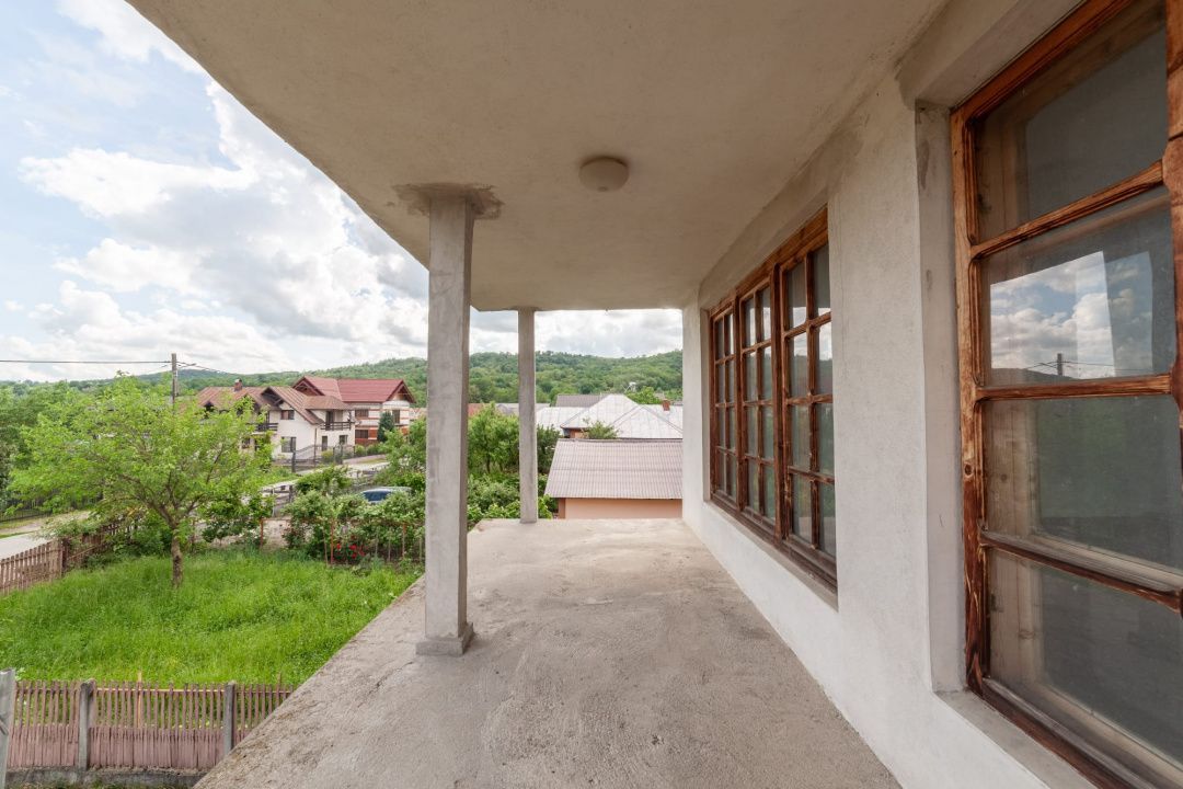 Casa in Domnesti Arges - ideala pentru locuire permanenta sau vacanta - Poză 13