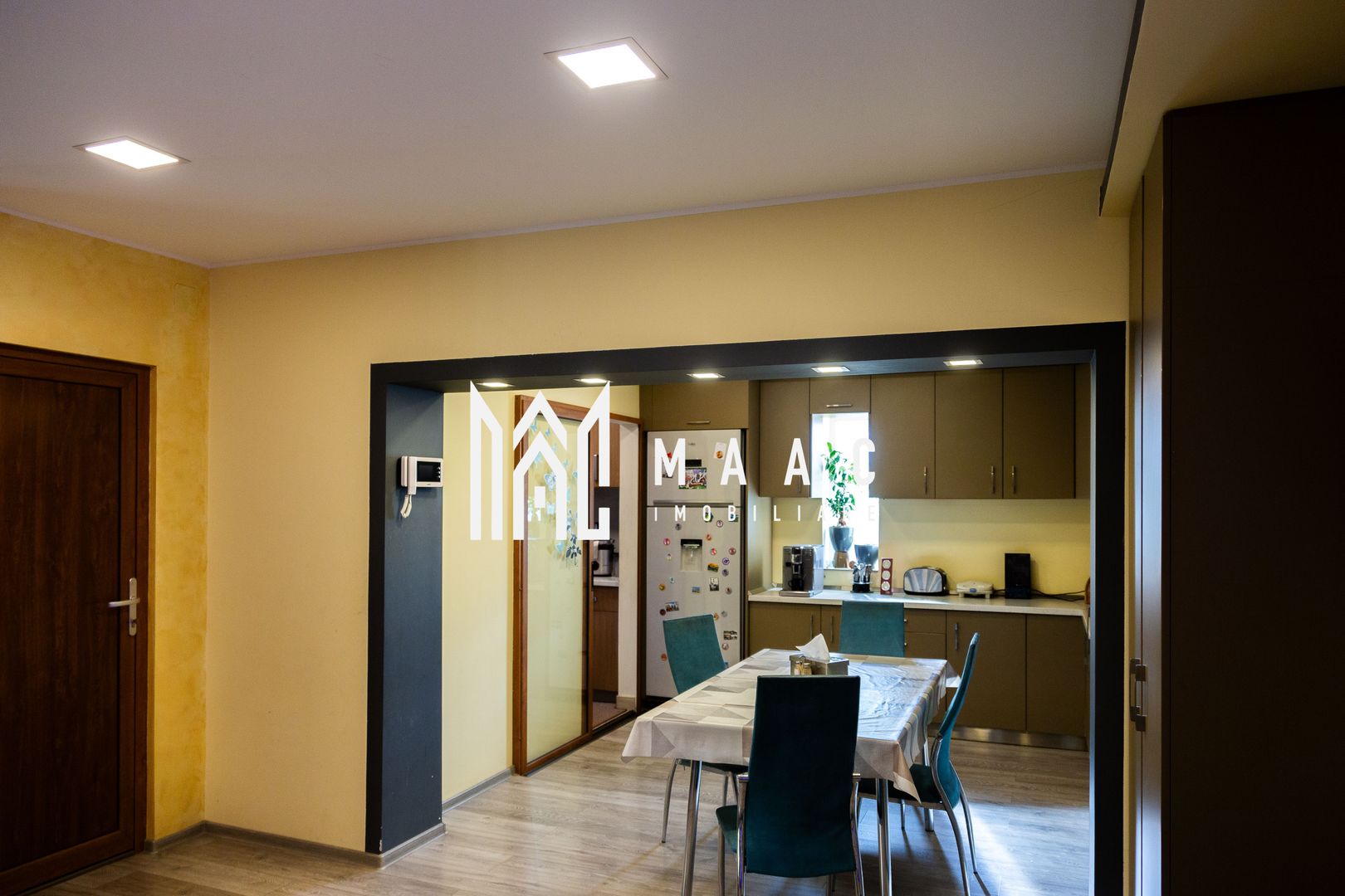 Casa 6 camere | P+M | Curte | 270 MPU | Zona Centrala - Poză 33