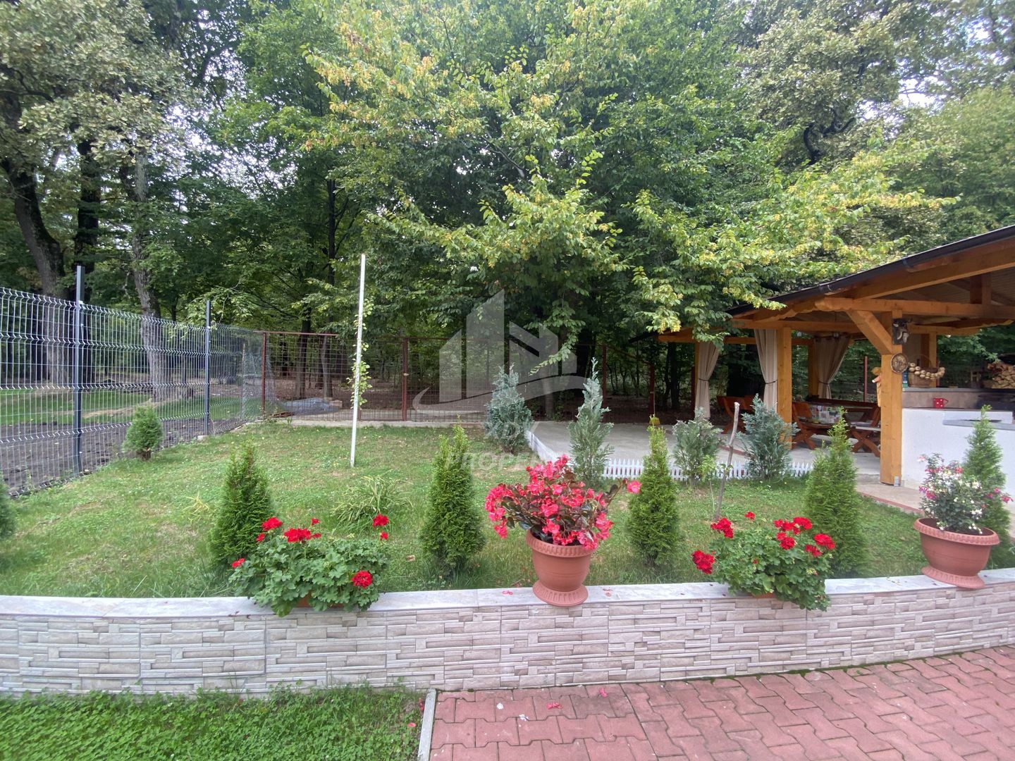 Vila  Frumoasa , Sibiu ,6 camere , 5 Bai , mobilata ,utilata - Poză 26