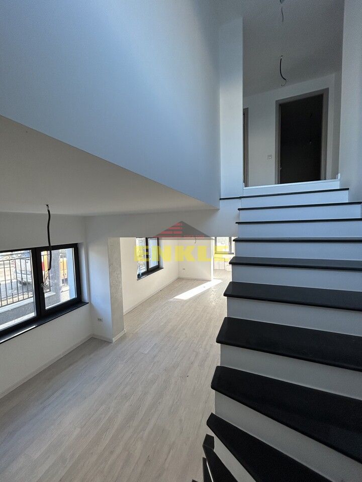 Casa de vanzare, zona Liceul Pedagogic. Pret 225.000€ Negociabil! - Poză 14
