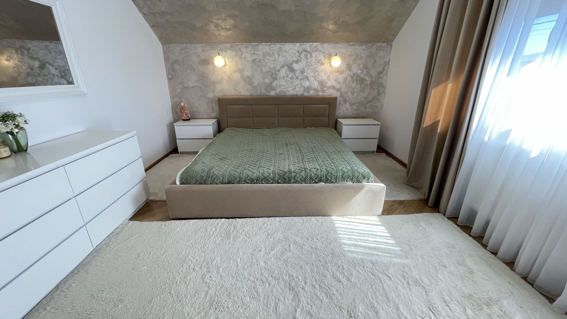 Locuinta eleganta cu finisaje premium - Poză 16