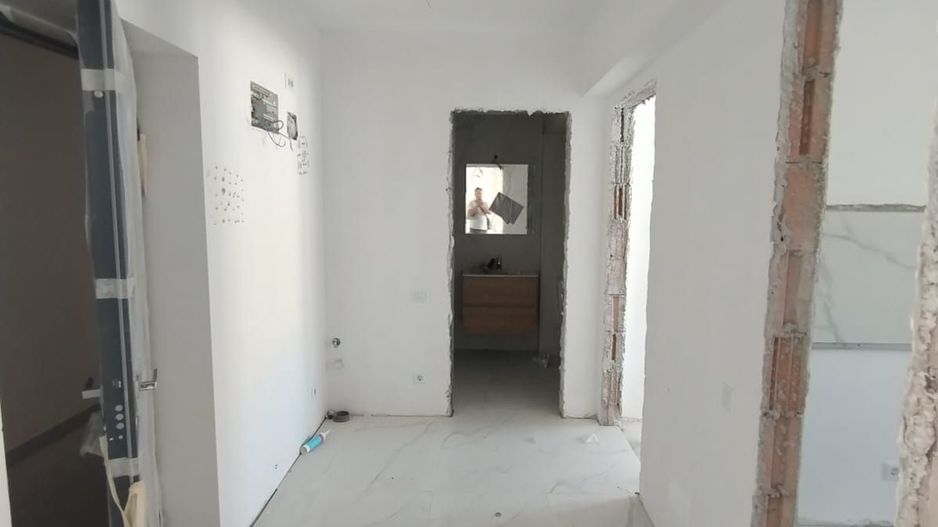 Apartament Decomandat Centrala Proprie Etaj 1 Metalurgiei - Poză 7