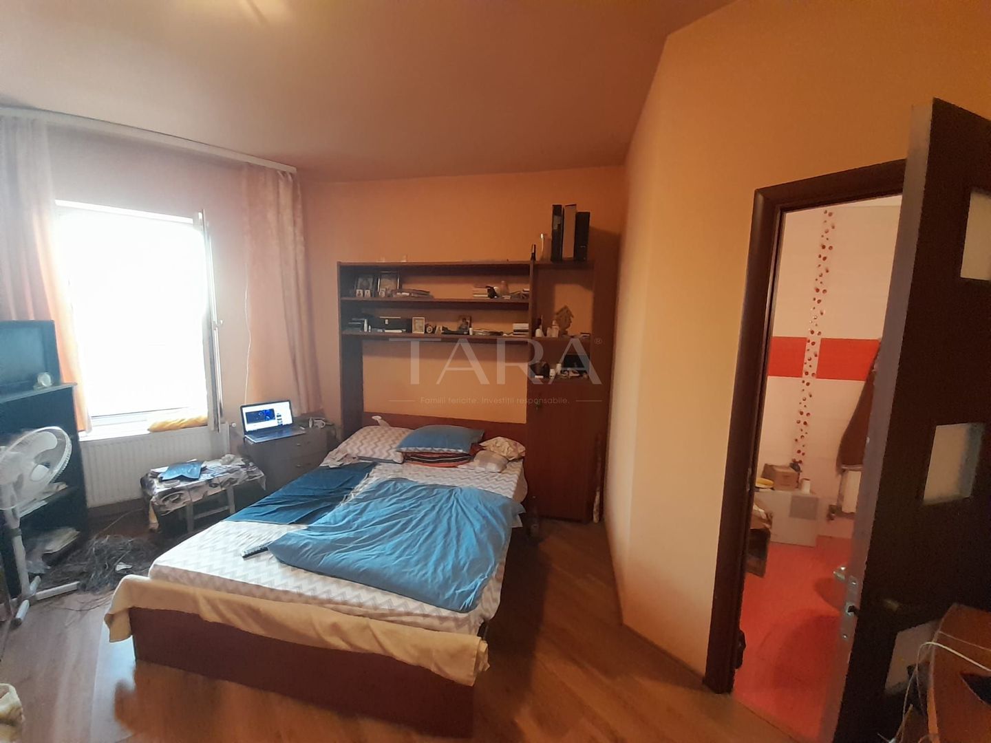 Apartament cu 3 camere în zonă centrală, compartimentat eficient. - Poză 2