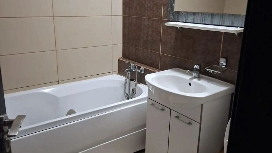 De inchiriat ap 3 camere PET FRIENDLY 80mp, 2 bai, Rahova/Sebastian - Poză 6