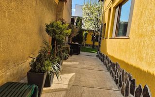 Casa in cartierul Nufarul - Poză 2