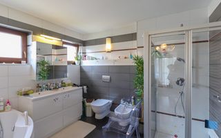 Casa individuala superba de vanzare, cartier Andrei Muresanu! - Poză 49