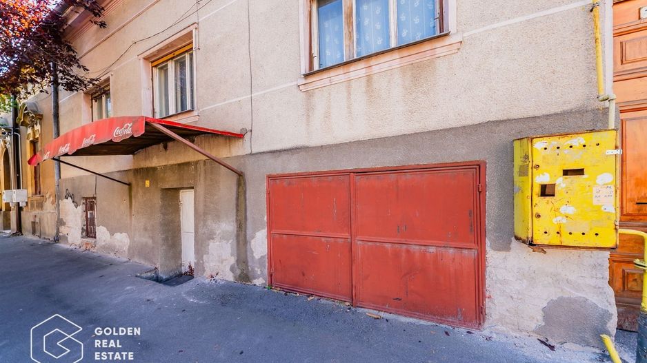 Casa individula cu 5 camere, zona central - Poză 2