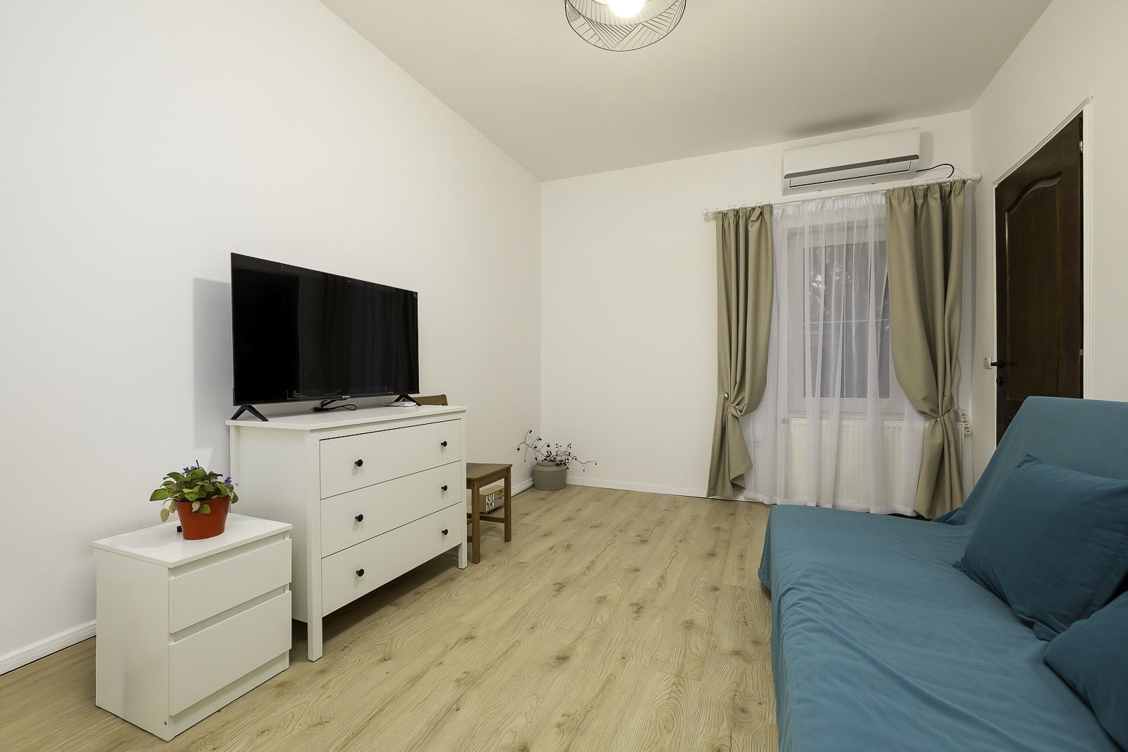 Apartament superb, 2 camere, Piata Muncii - Poză 2