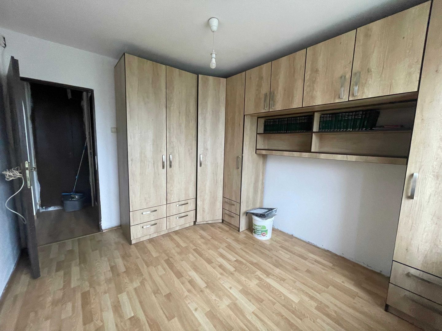 Vanzare Apartament 3 cam, etaj 7, bl anvelopat, 2 lifturi, centrala, Margeanului - Poză 1