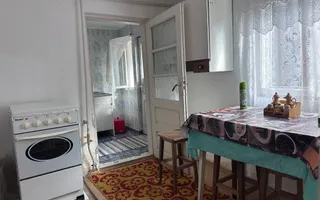 Vanzare case și anexa, teren 790 mp – ideală pentru familie -Doicesti - Poză 25