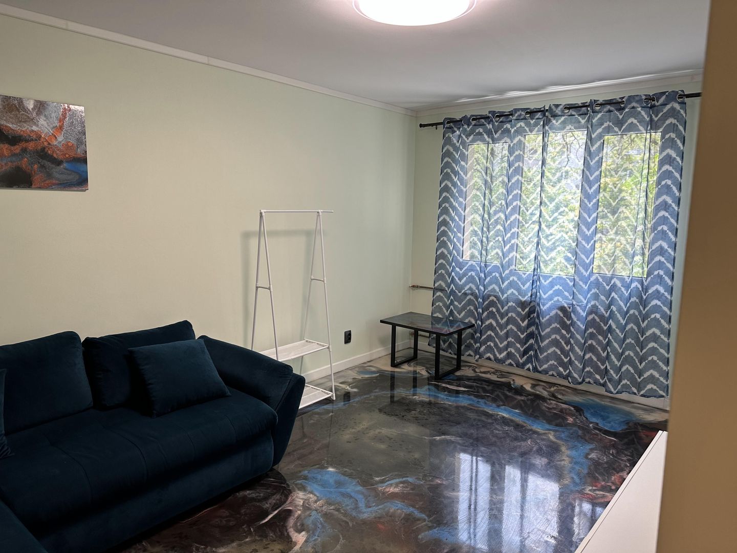 Inchiriere apartament mobilat și utilat 3 camere zona Titan Negociabil - Poză 1