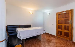 Casă individuală, vedere către Bucegi, la 300 m de Centru, Gară sau Cantacuzino - Poză 14