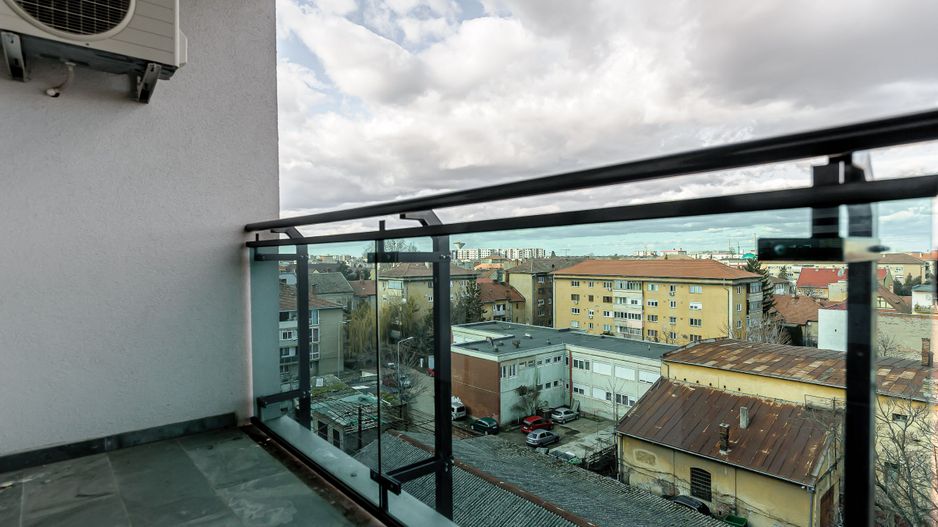 Apartament la Arad Plaza - Poză 6