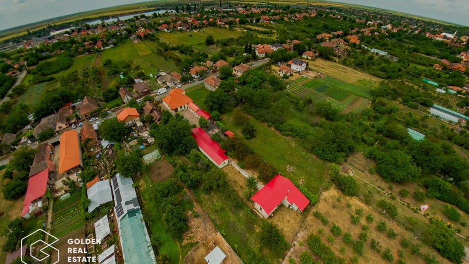 Afacere la cheie: Pensiune functionala sau casa de locuit, Ghioroc - Poză 58