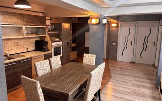 4 camere, 80 mp, etaj 2 – Bulevardul Traian - Poză 1