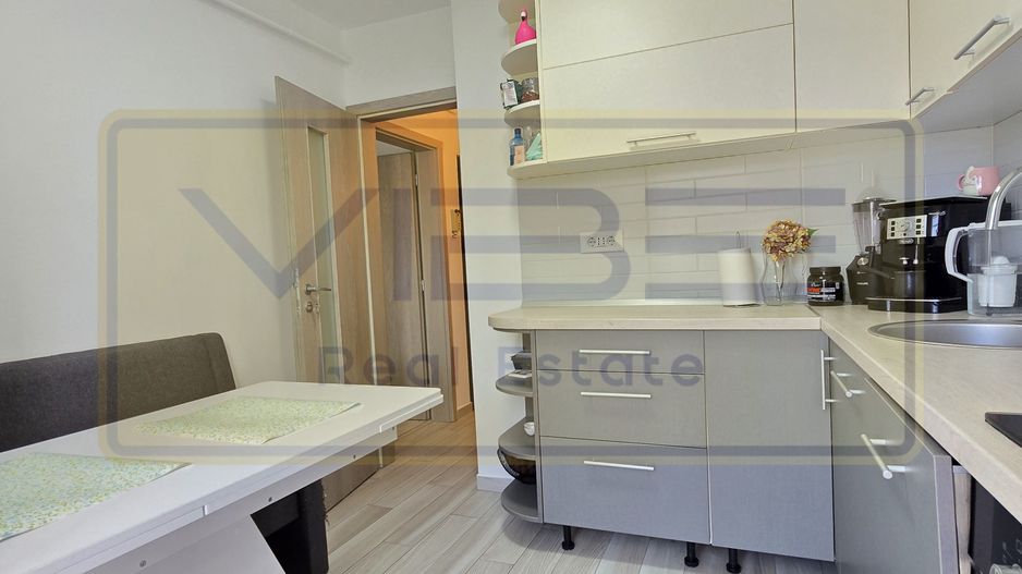 3 camere - 2 bai- decomandat - parcare - Pacurari - Canta - Poză 6