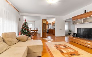 Casă cu 3 dormitoare și 2600 mp teren - Poză 5