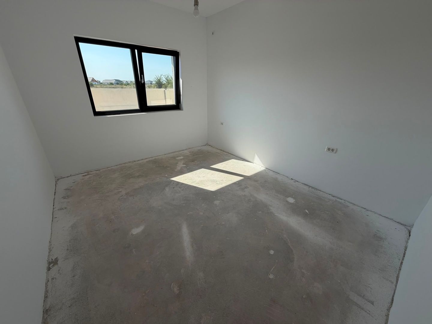 CASA INDIVIDUALA- 4 CAMERE, TOATE UTILITATILE, TEREN 350 MP, COMIS 0% - Poză 4