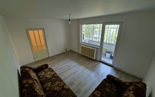 Apartament cu 3 camere, 65 mp, decomandat, zona strazii Primaverii - Poză 2