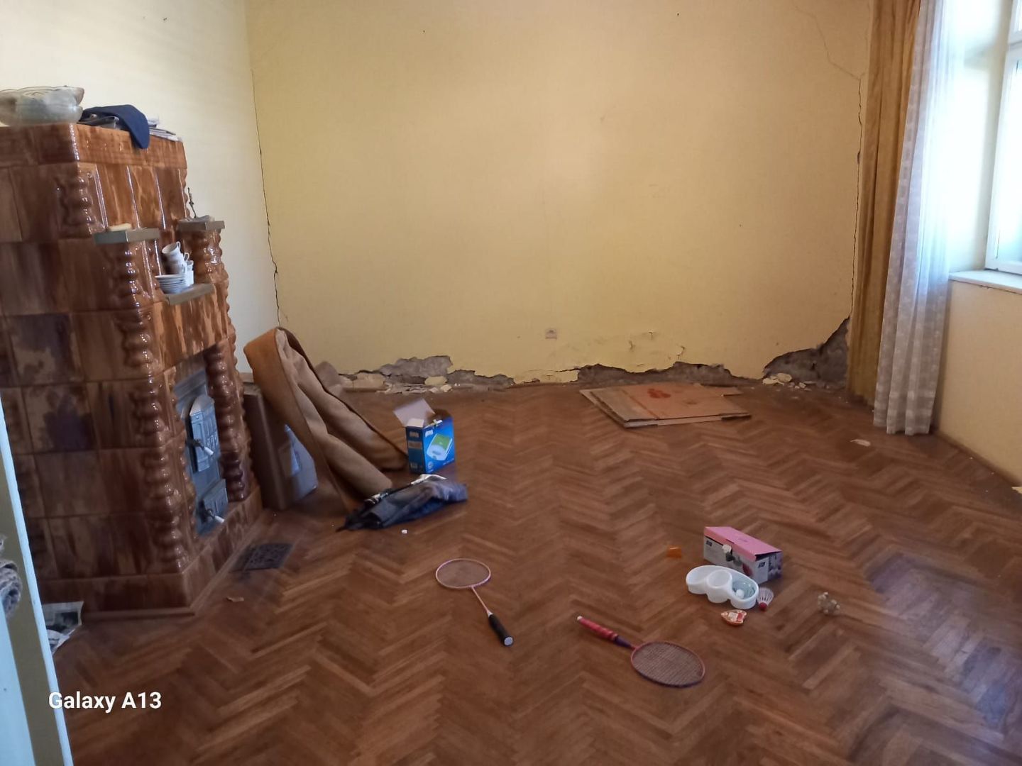 Ag EUROPA vinde casa cu 4 camere si teren de 60 ari in Ambud. - Poză 14