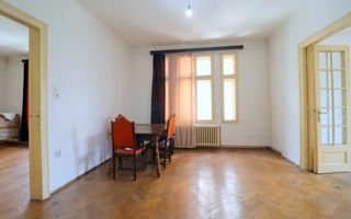 Ultracentral, Unirii, loc de parcare în curtea imobilului - Poză 1