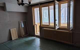 VANZARE GARSONIERA SPATIOASA I LIBERA I METROU I RAUL DOAMNEI - Poză 7