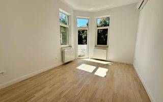 Vila Interbelica Restaurata | Pretabil Birouri - Showroom - Poză 9