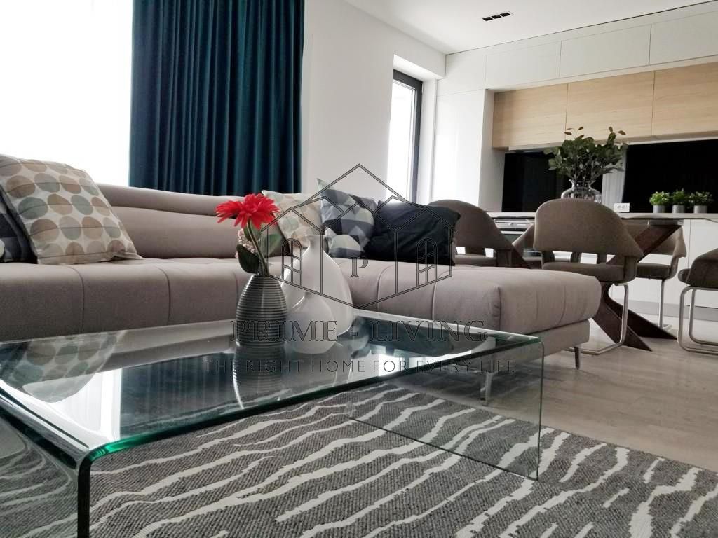 Apartament situat la etajul doi al unui bloc cu 3 etaje - Poză 1