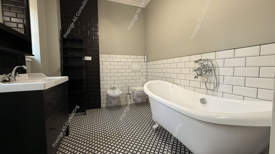 Apartament renovat integral | Ultracentral | C.D. Loga Design & Calitate Premium - Poză 11