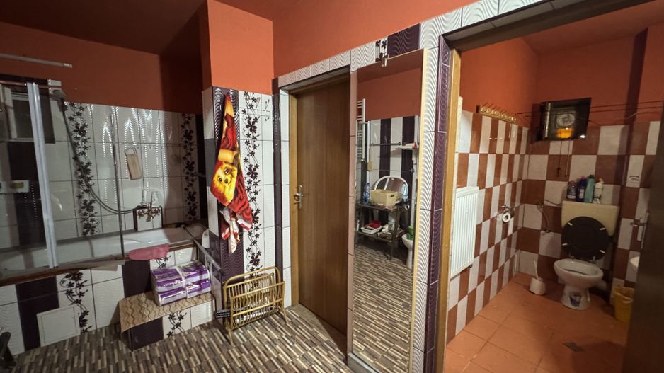 Casa Individuala Becicherecu Mic,P+E,8 Camere,6 Bai,Multiple Anexe - Poză 21