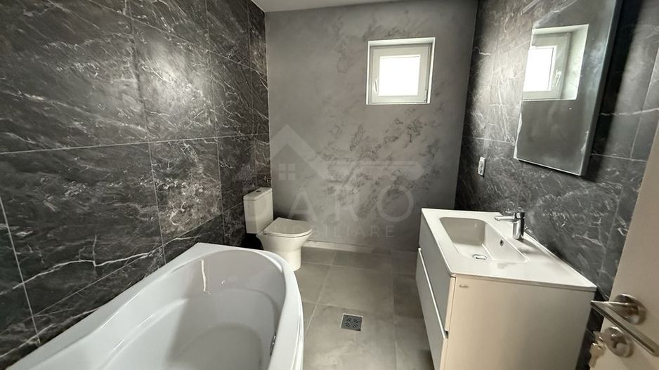 🏡 Case tip triplex de vânzare | 110 mp | Garaj | 126.000 € - Poză 15