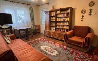 Ap. 3 camere decomandat - Str. Petre Țuțea, zona Nicolina 1 - Pers. fizica - Poză 2