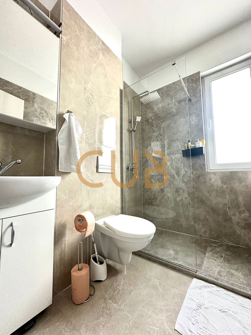 Ap 2 cam | bloc nou, lift, parcare | Giroc - Hotel IQ, str. Neptun - Poză 8