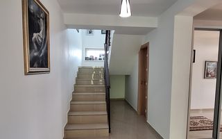 Vila noua - 2500 mp teren, finisata-mobilata, zona Odobesti - Poză 4