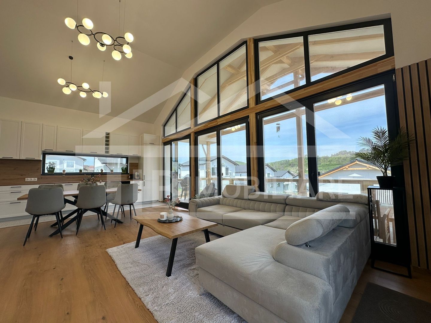 Casa individuala, 4 camere, 300mp, Zona Livezeni - Poză 2