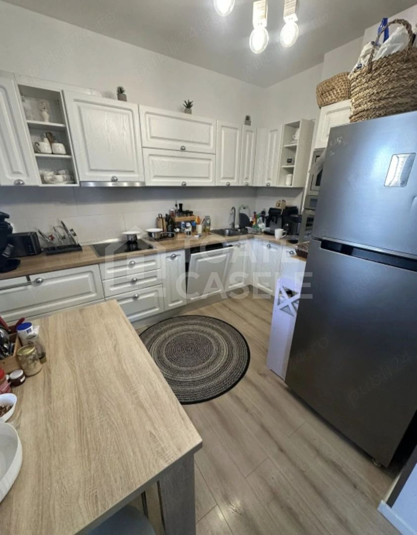 Penthouse generos în Plopilor- 170 mp, terasă 26 mp și o priveliște superbă - Poză 2