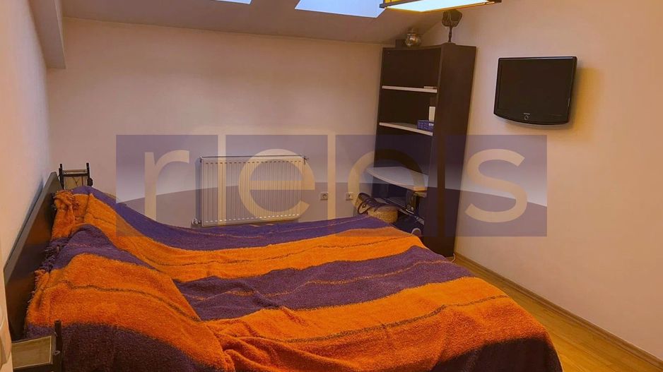 CASA P+1+M DE VANZARE | CURTE PROPRIE | MOBILATA LUX | ZONA PIPERA - Poză 3