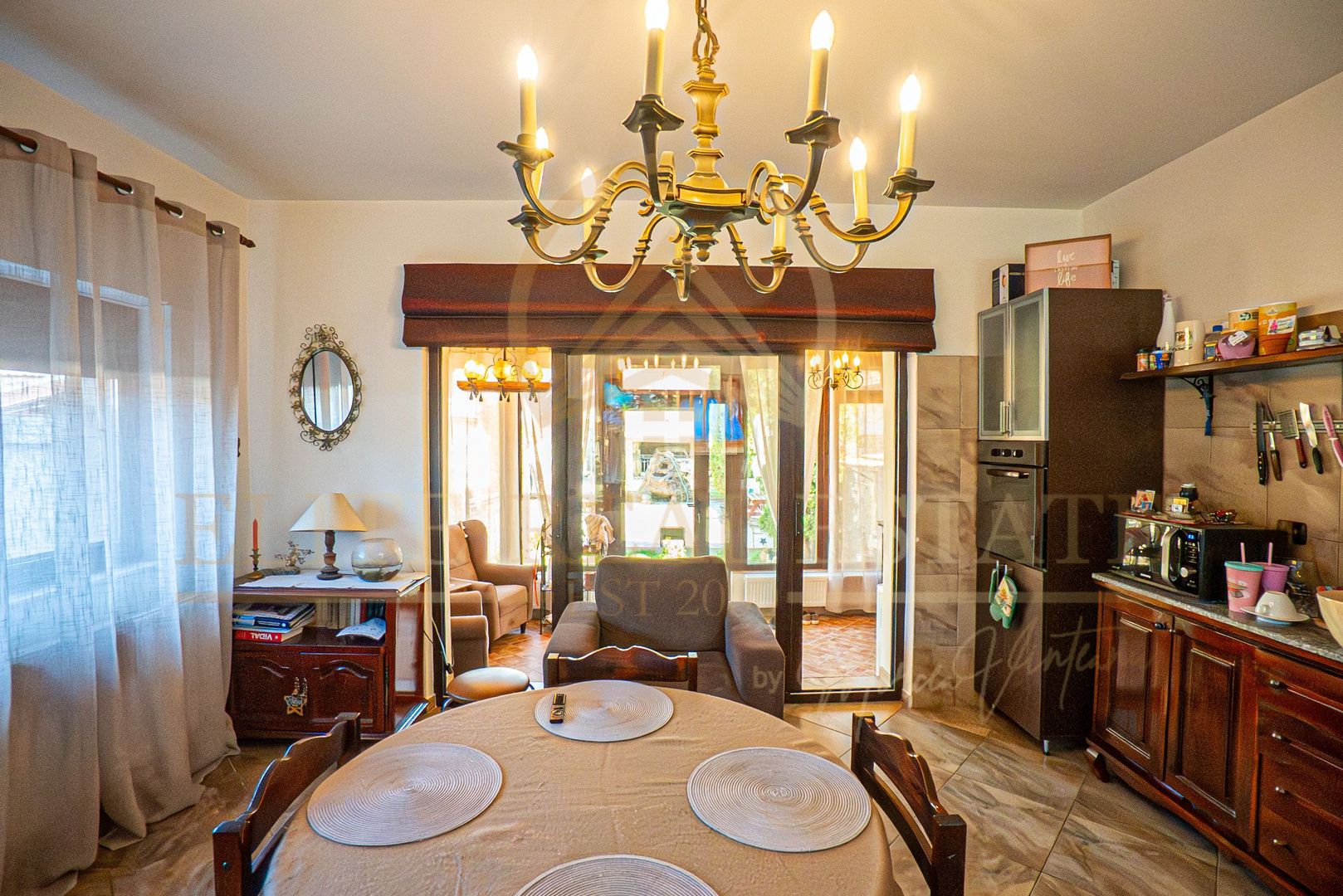 Casa P+1 in Palazu Mare - Teren de 455 mp cu Piscina si Garaj - Poză 11