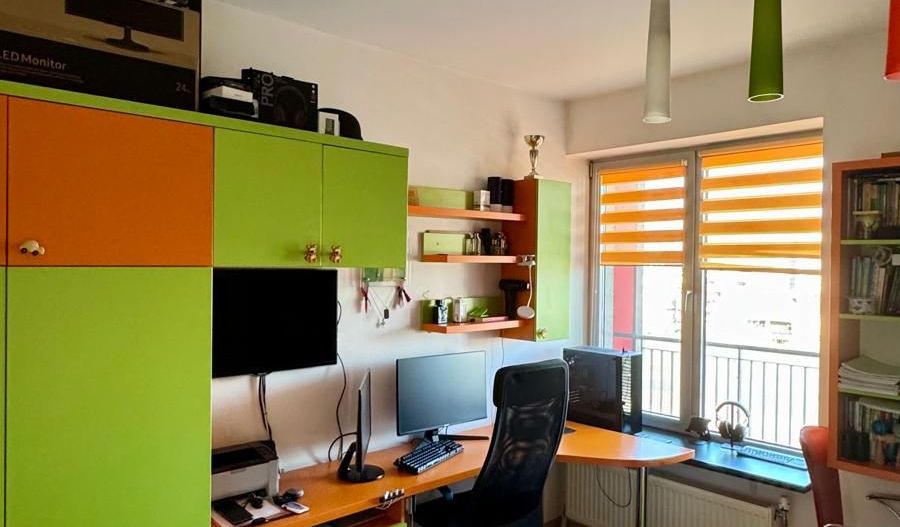 De vanzare - 3 camere decomandat etaj 4 - Splaiul Unirii - Poză 8