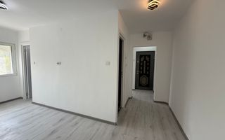 Apartament 2 camere decomandat Rovine Carrefour – bloc anvelopat, etaj 3/4 - Poză 9