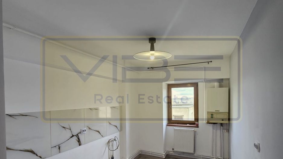 Centru - Gara Iasi- renovat complet - 3 camere decomandat - 69mp - Poză 1