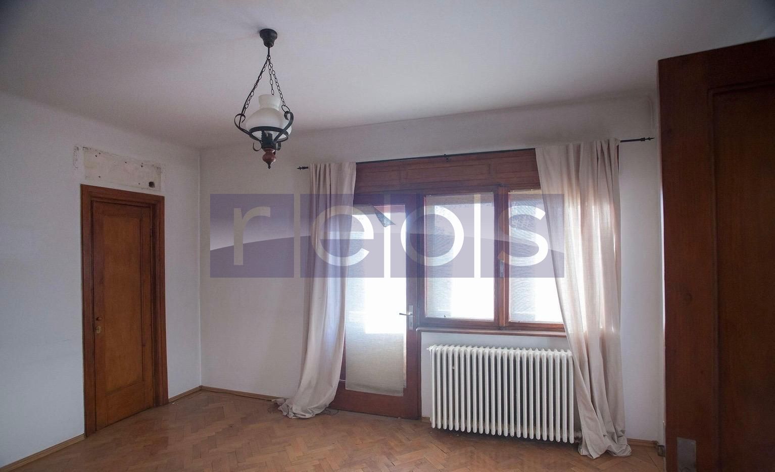 CLĂDIRE INTERBELICĂ ÎN CARTIERUL ICOANEI IDEAL INVESTIȚII - Poză 6