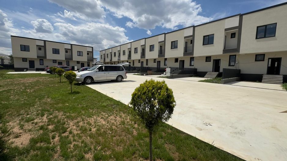 CASE INSIRUITE, TOATE UTILITATILE, STATIE STB IN FATA, COMISION 0% - Poză 7