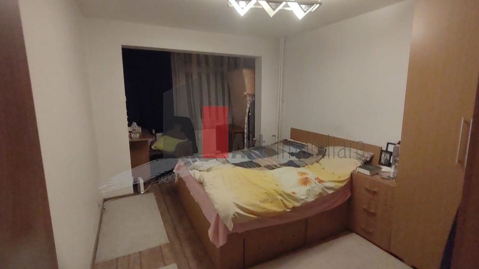 Vânzare apartament 3 camere zona Huedin - Poză 4