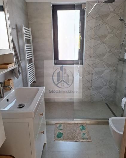 Apartament in zona linistita, aproape de toate facilitatile urbane - Poză 4